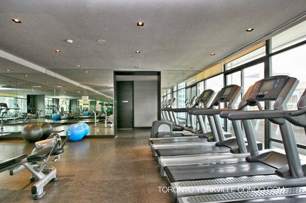 18 Yorkville exercise room