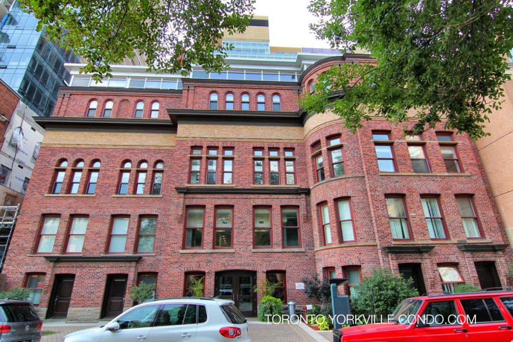 11 St Joseph St historic facade with new construction on top