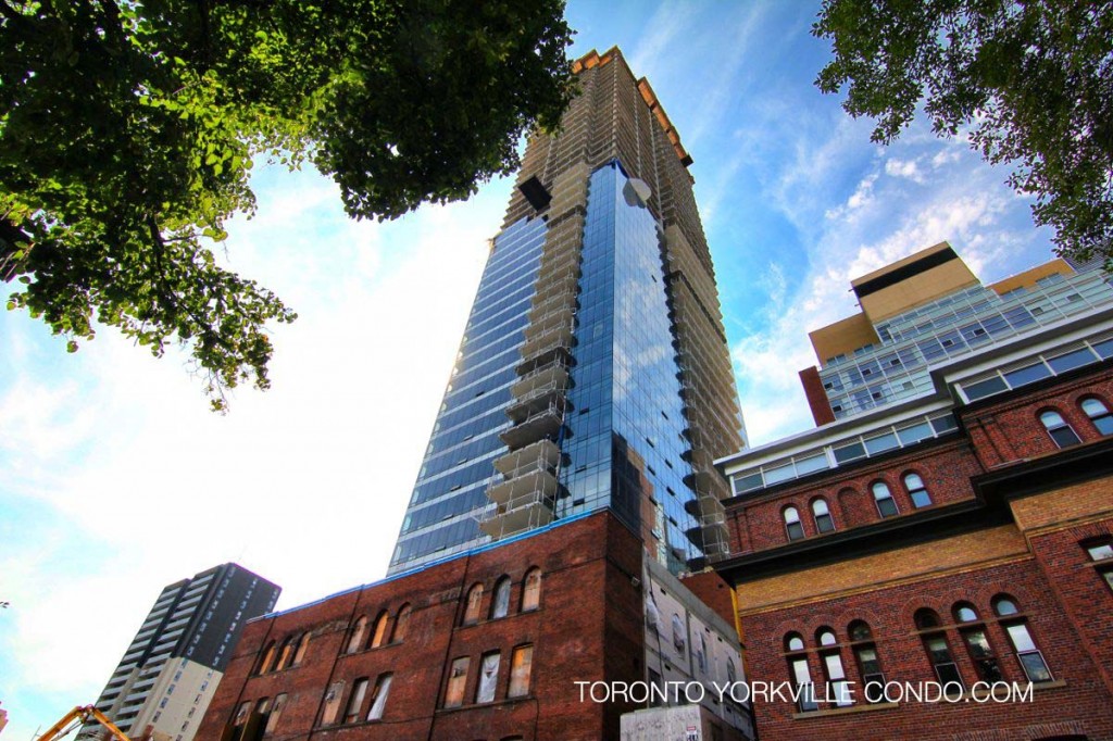 Five Condos with historic facade on lower levels